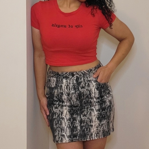 Zara Denim Snakeskin Pattern Jean Skirt - Picture 3 of 8